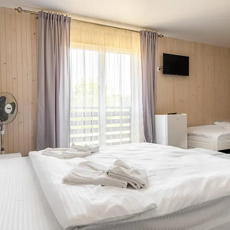 Fenix Hotell *